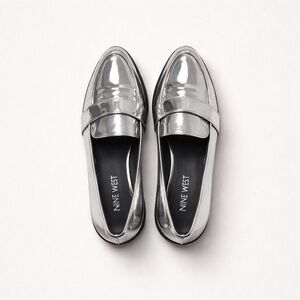 Nine West Metallic Silver Flats